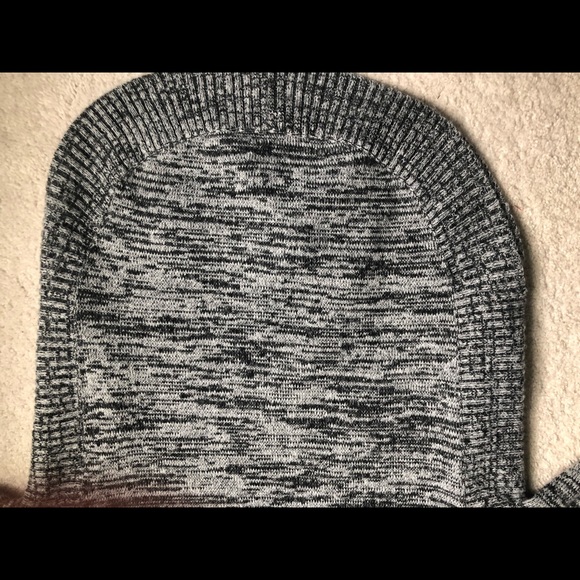Express sweater - Picture 2 of 3